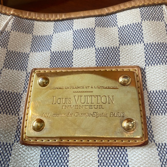 Louis Vuitton Damier Azure Galleria PM - Picture 4 of 17